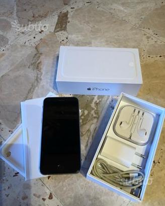 IPhone 6 silver grey 16 giga