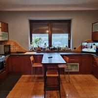 Cucina su misura in ciliegio