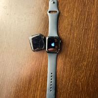 Apple Watch con schermo rotto (2 pezzi)