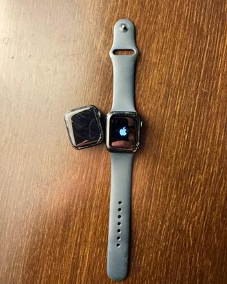 Apple Watch con schermo rotto (2 pezzi)