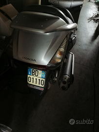 Honda silver wing 600