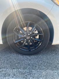 Cerchi da “16 + pneumatici invernali Hankook