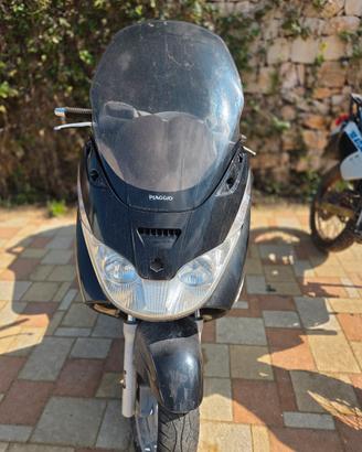 x9 piaggio 200