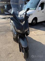 Yamaha X-Max 250 Scooter usata in vendita