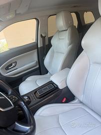 Ranger rover. Evoque