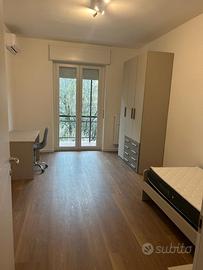 Ampia Camera Singola in Largo Promessi Sposi