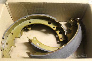 Freni posteriori Nissan - Datsun