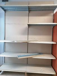 scaffalatura in ferro