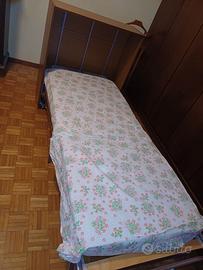 Letto da una piazza pieghevole materasso gratis