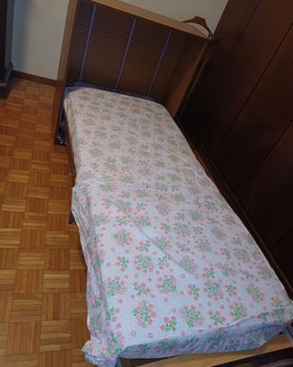 Letto da una piazza pieghevole materasso gratis