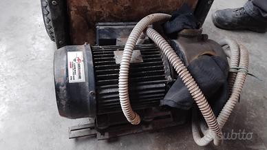 Pompa elettrica 220 volt da travaso