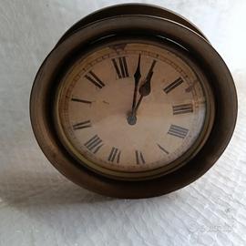 Orologio da parete artigianale vintage