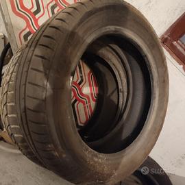 gomme 165 65 r 15  e 195 55 r15