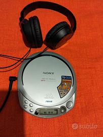 lettore CD MP3 radio FM walkman Sony con cuffie