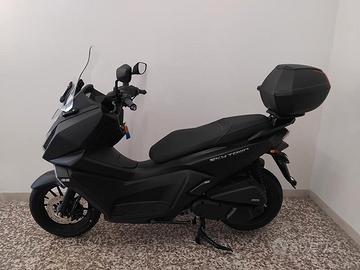 Kymco Skytown 125 Nero Opaco