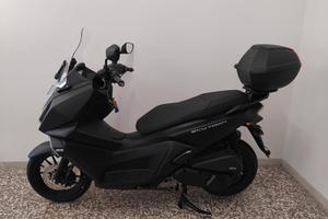 Kymco Skytown 125 Nero Opaco
