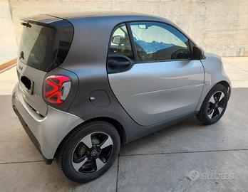 Smart Fortwo Eq 2023 Full Led