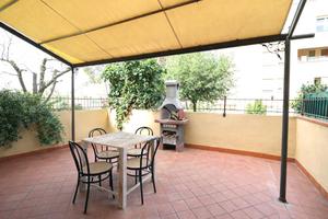 3 LOCALI A TERNI