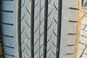 4 pneumatici Continental 235/50R18
