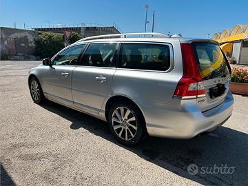 Volvo v70 d3 summum cambio manuale