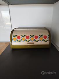 Porta pane anni 70