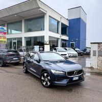 Volvo V60 Cross Country B4 (d) AWD Geartronic Busi