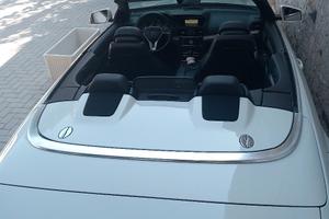 Mercedes cabrio E 220 blue efficiency
