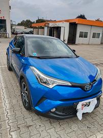 TOYOTA CHR HIBRYAD.    Allestimento style 