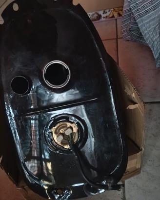 serbatoio vespa arcobaleno 