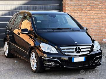 Mercedes B 180 CDi-RESTYLING-Garanzia-2011-Euro5