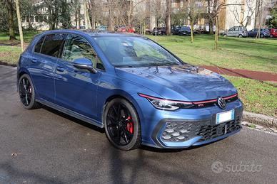 Volkswagen Golf GTI DSG 265CV