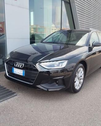 Audi A4 Avant 40 2.0 tdi mhev quattro 204cv s...