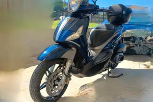 Piaggio Beverly 350