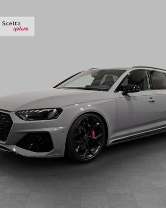 Audi RS4 Avant Avant 2.9 tfsi quattro 450cv tiptro