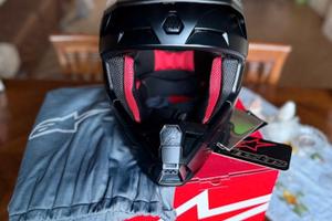 Casco da Cross Nero con dettagli di colore oro,L