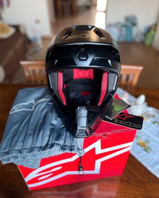 Casco da Cross Nero con dettagli di colore oro,L