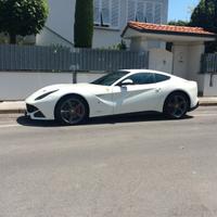 FERRARI F12 BERLINETTA parafango ant. six