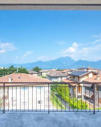 Appartamento di 140 m² con 3 locali e box auto a T
