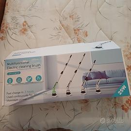 scopa elettrica per pulizia bagno