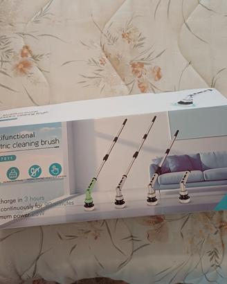 scopa elettrica per pulizia bagno