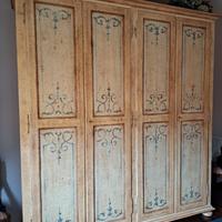 Armadio in legno