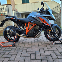 KTM 1290 superduke GT