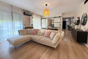 5 LOCALI A LA CASSA
