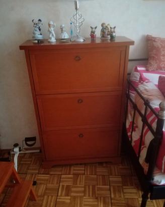 Scarpiera in noce