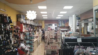 Scaffalatura negozio biancheria