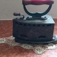 antico ferro da stiro cinese 