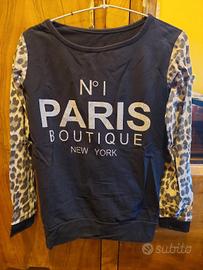 Felpa con maniche leopardate.
