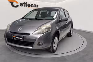 RENAULT Clio 1.2 16V 5 porte Luxe