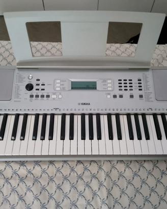 Tastiera Yamaha YTP370