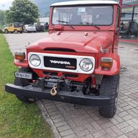 TOYOTA BJ40